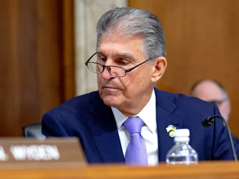 Manchin calls for deal on Social Security, Medicare, Medicaid in new Congress